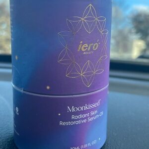 ieró Moonskissed Radiant Skin Restorative Serum-Oil